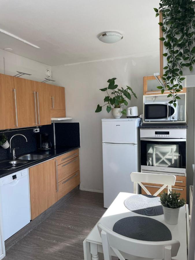 City Apartment Maaherrankatu, Ilmainen Kadunvarsipysaekoeinti Kuopio Exteriör bild
